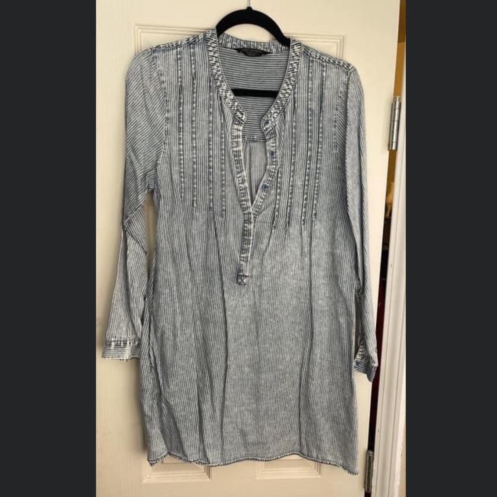 Knot sisters dress